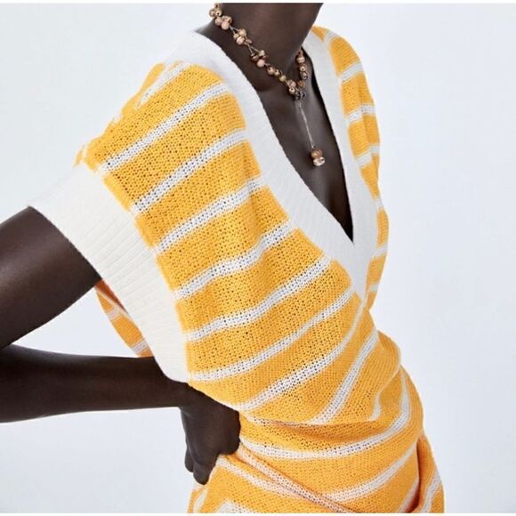 NWT Zara Yellow & White Striped Oversized V-Neck Knitted Sweater Vest, Medium - Picture 7 of 16